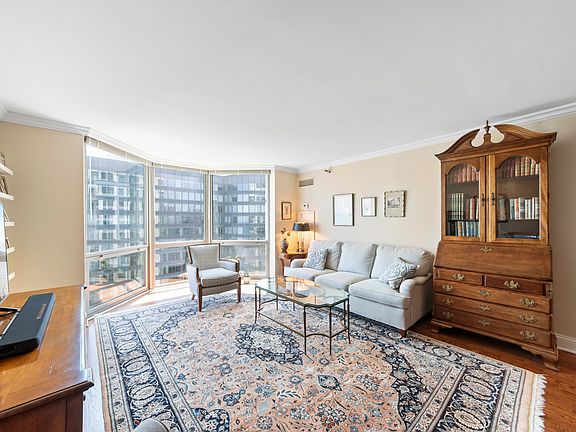 5th image of 195 N Harbor Dr APT 5104