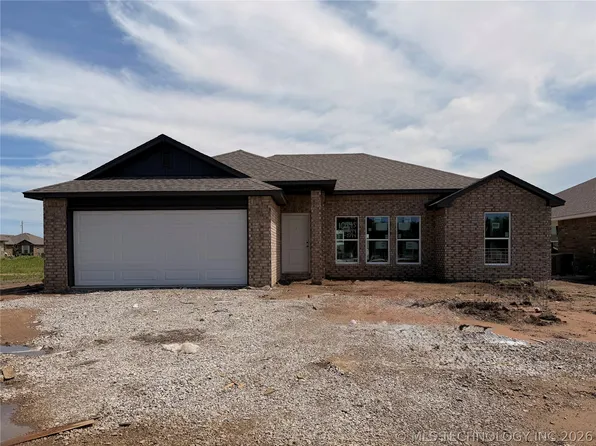 10945 S 271st East Ave, Coweta, OK 74429