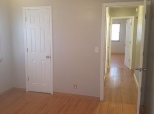 2206 S 50th Avenue Cir, Omaha, NE 68106