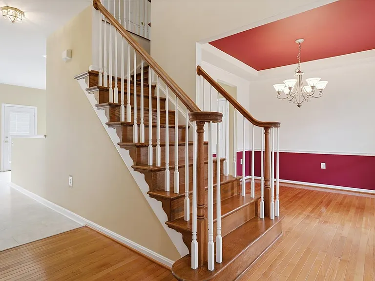 341 Bullskin St — Photo 8