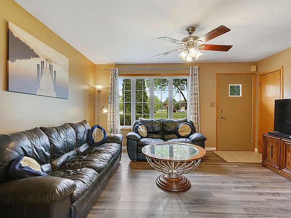 2nd image of 19644 S Beechnut Dr