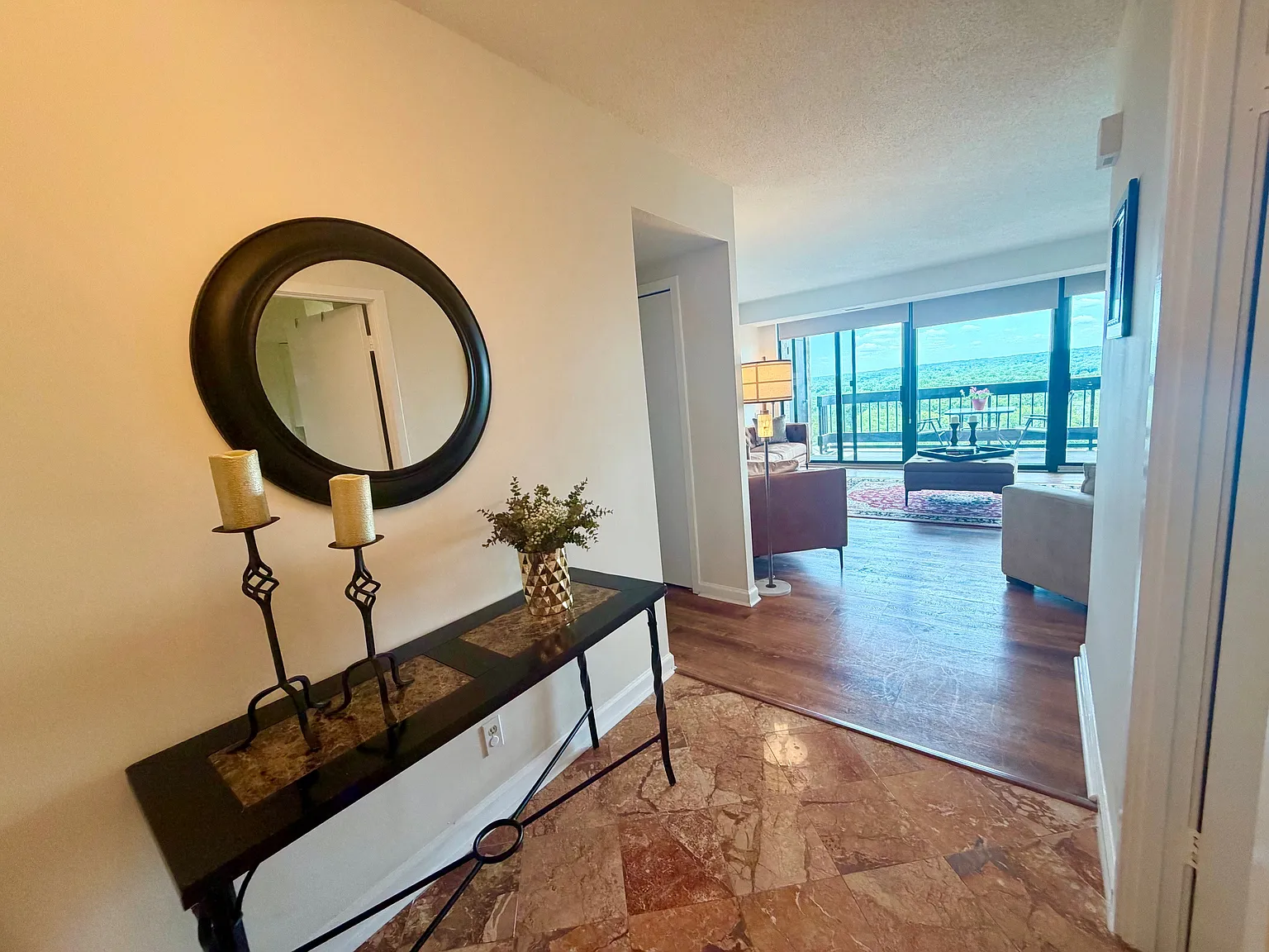 2 bed, 1259 sqft, $3,200 — Photo 4