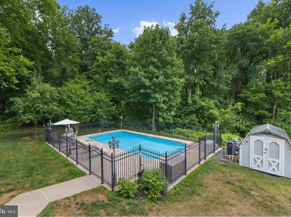 63 Church Rd, Arnold, MD 21012