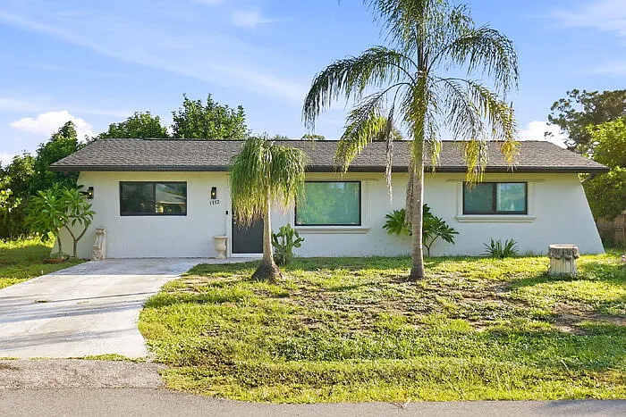 3 bed, 2.0 bath, 1261 sqft, $2,400 — Photo 4