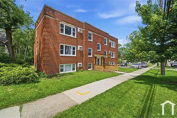 2 bed, 1000 sqft, $1,500 — Photo 2
