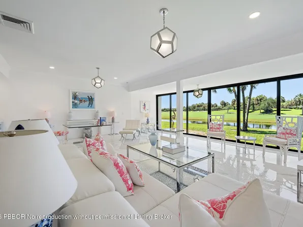 2435 Presidential Way APT H, West Palm Beach, FL 33401