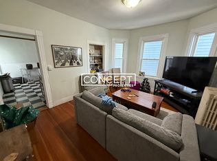 376 Washington St #1AB, Somerville, MA 02143