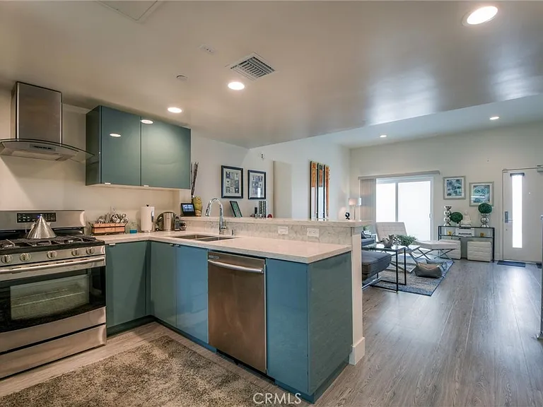 4461 Tujunga Ave #104 — Photo 7
