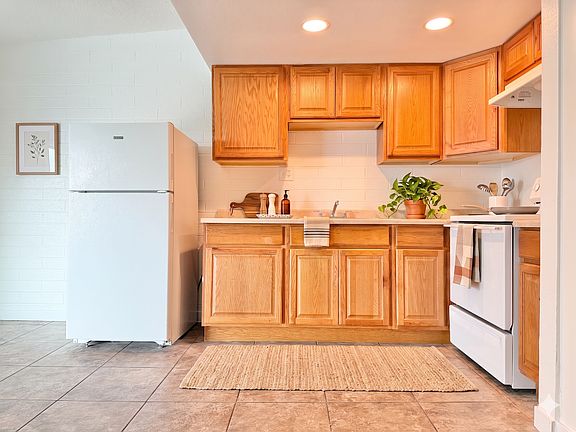 4th image of 5024 E Thomas Rd APT 4
