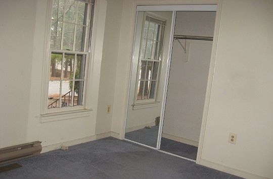 4th image of 1408 Middleberry Dr
