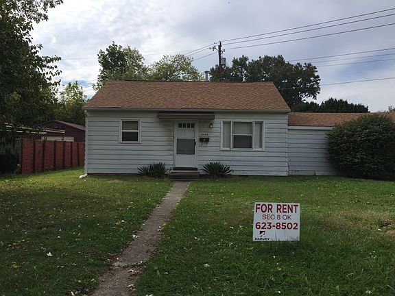 2nd image of 2446 N Centennial St