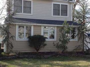 10 Lillie Rd, Toms River, NJ 08753