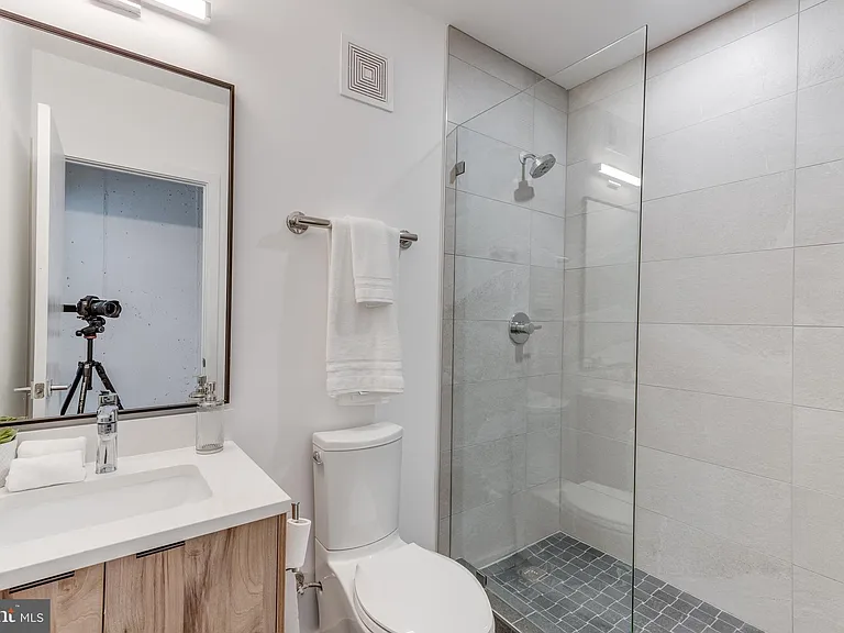 3817 Georgia Ave NW #2 — Photo 21