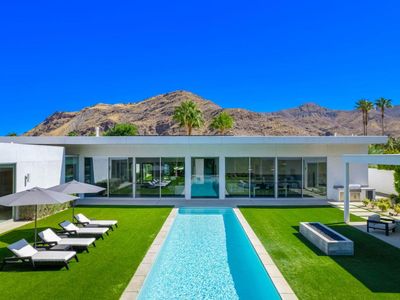 3095 Linea Ter, Palm Springs, CA, 92264