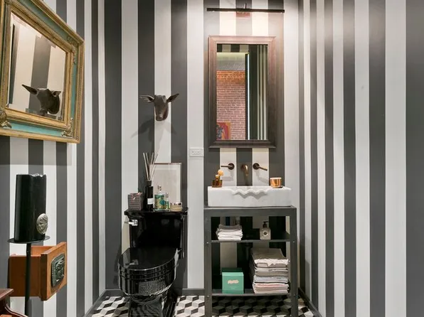 10 East 22nd Street image 12 of 24