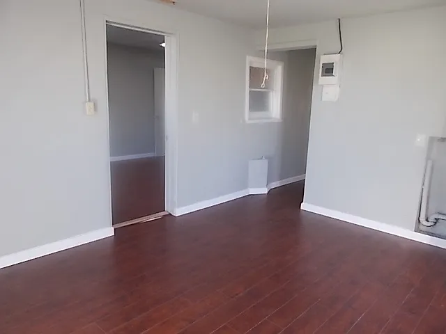3 bed, 1560 sqft, $1,700 — Photo 3