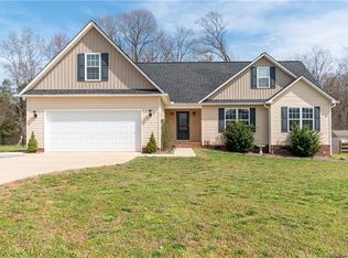 173 Willow Bend Ln, China Grove, NC 28023