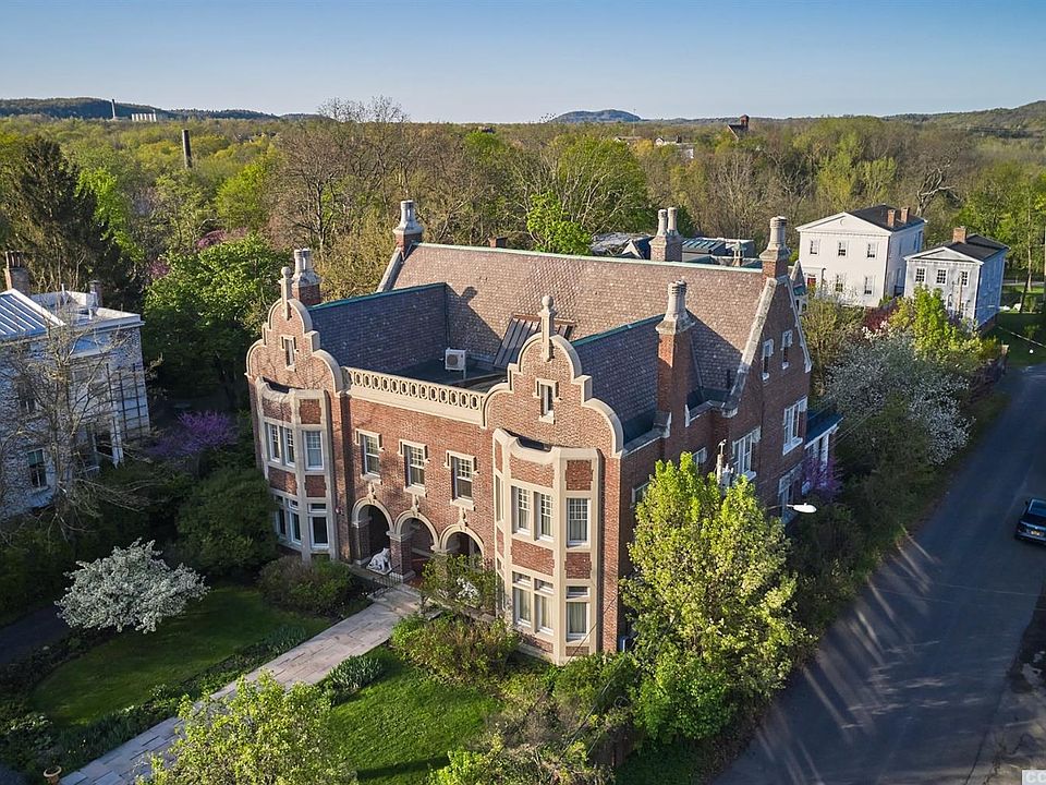 317 Allen St, Hudson, NY 12534 Zillow