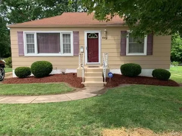 8215 Airport Rd, Saint Louis, MO 63134