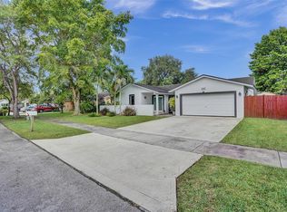 10422 SW 138th Pl, Miami, FL 33186