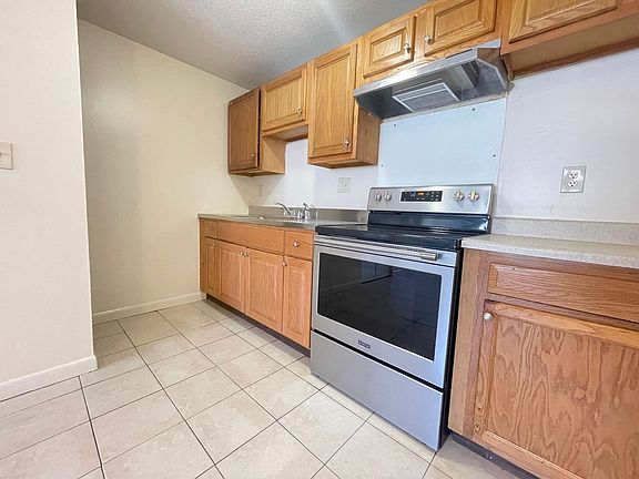 2nd image of 181 Loudon Rd APT 202
