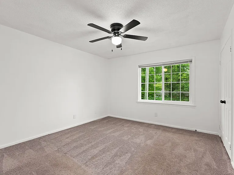 1303 W Meadowview Rd #F — Photo 8