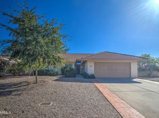 2233 N Winthrop Cir, Mesa, AZ 85213