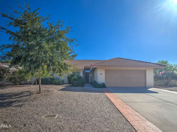2233 N WINTHROP Circle, Mesa, AZ 85213