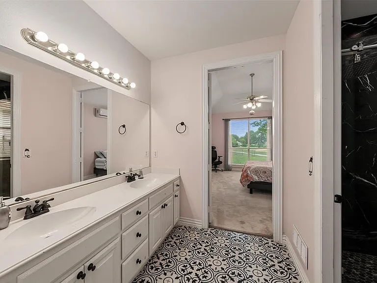 1335 Bradford Dr — Photo 36