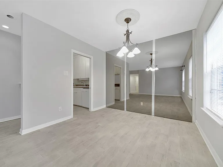 2822 Briarhurst Dr #45 — Photo 21