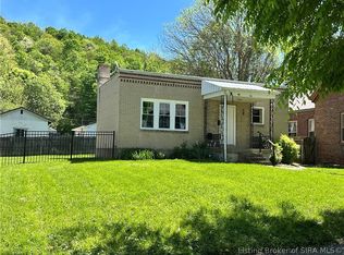 716 Walnut St, Madison, IN 47250