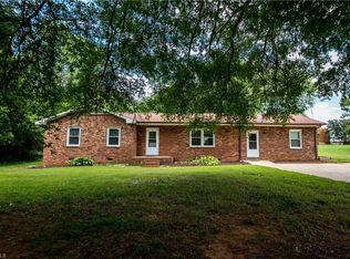 4771 Plata Dr, Winston Salem, NC 27101