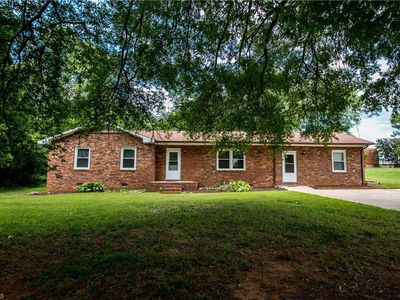 4771 Plata Dr, Winston Salem, NC, 27101