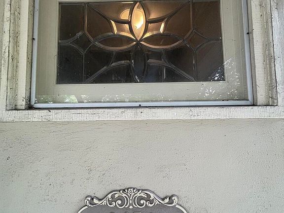 3rd image of 2454 19th Ave