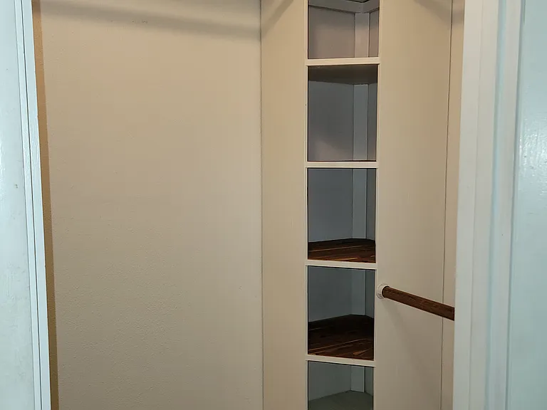 720 Olive St — Photo 10