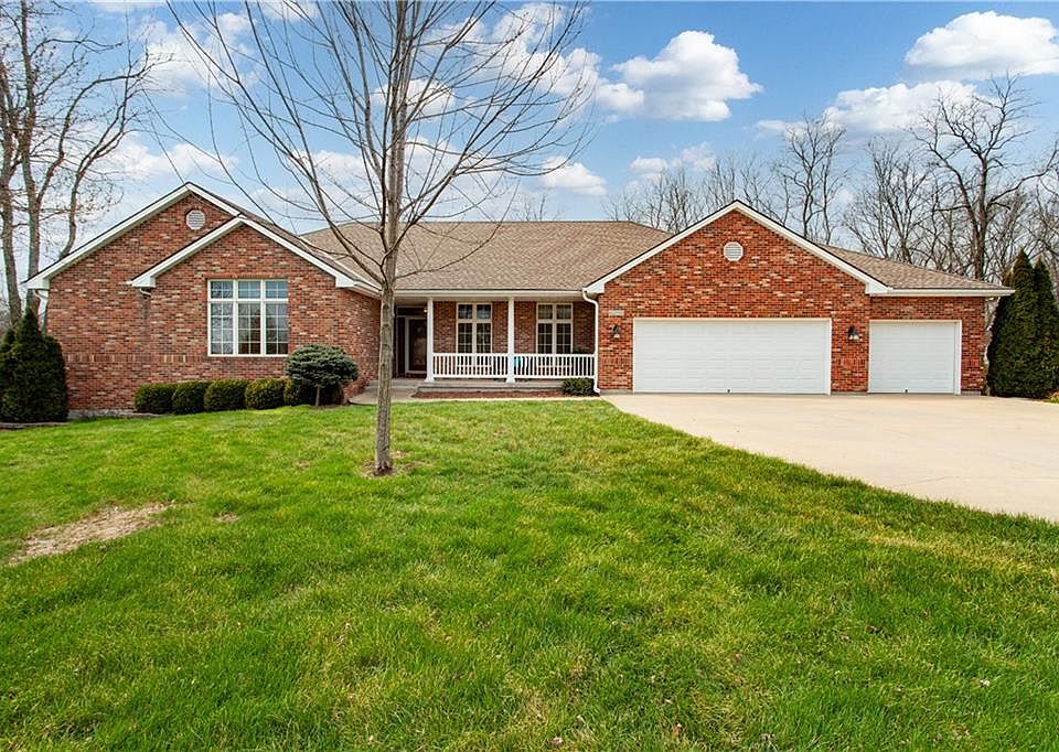 1st image of 4203 SE Willow Ridge Ct
