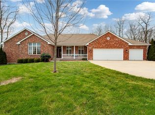 4203 SE Willow Ridge Ct, Blue Springs, MO 64014