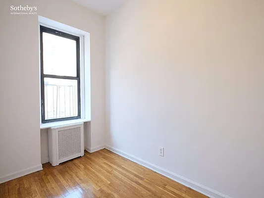 Rented by Sotheby's International Realty | media 10