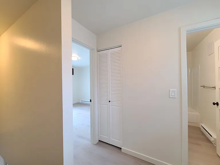 Alpine Square — Photo 21