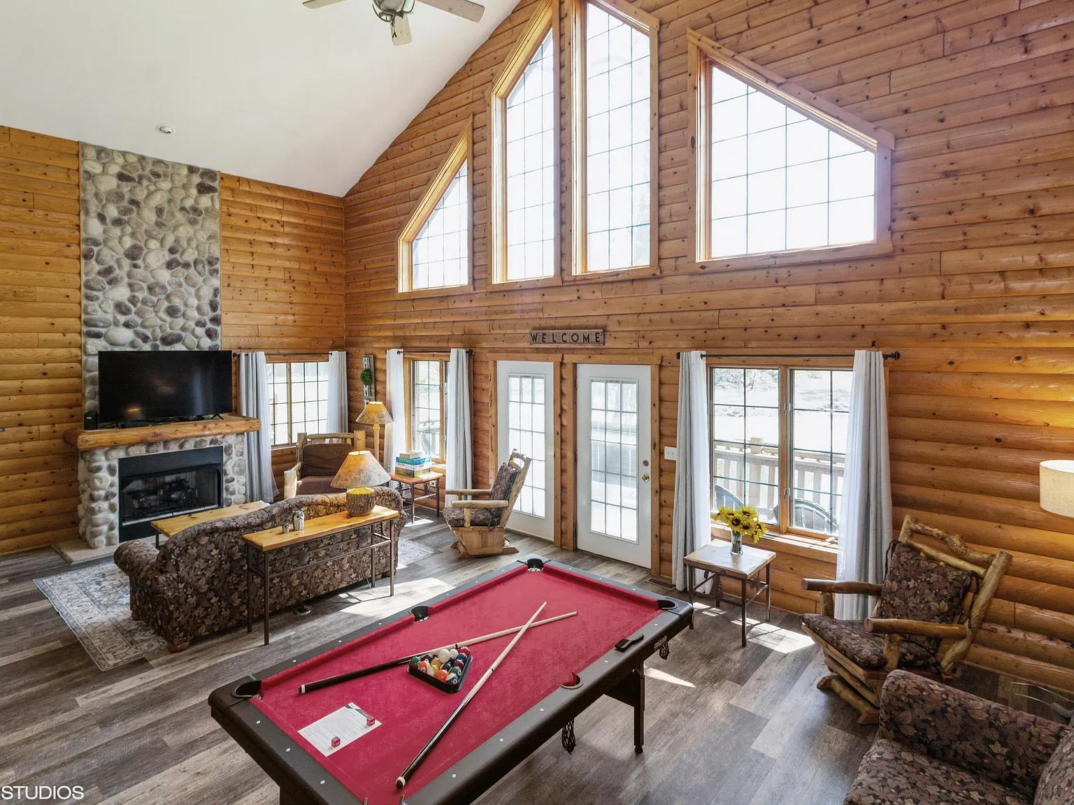 3 bed, 2800 sqft, $5,500 — Photo 1