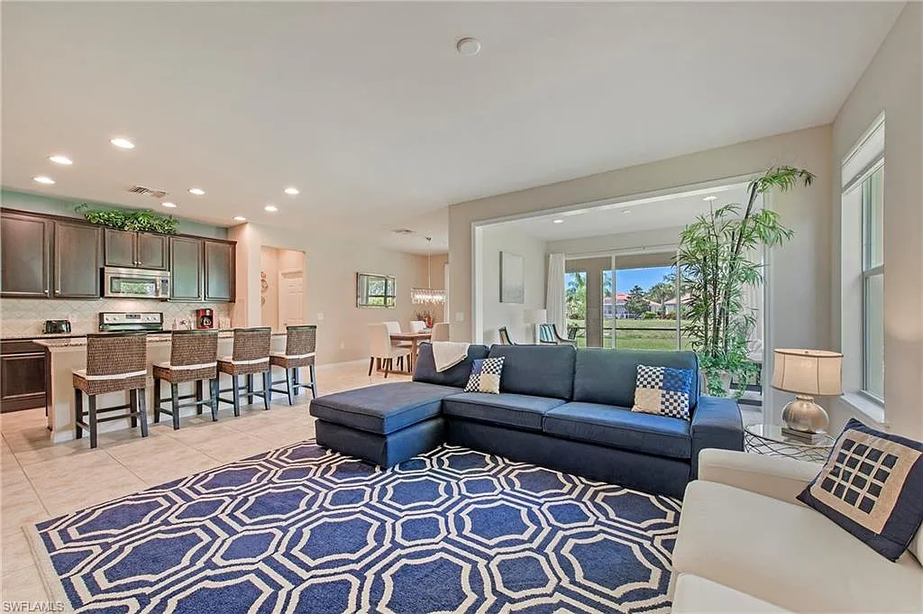 3 bed, 2.0 bath, 2174 sqft, $6,250 — Photo 4