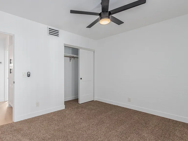 The Harlow Apartments — Photo 61