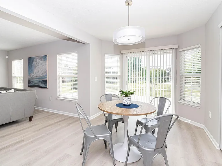 11081 Sanders Dr — Photo 13
