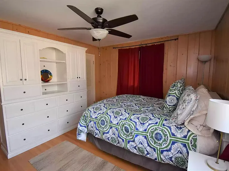 2621 E Edwards Row — Photo 8