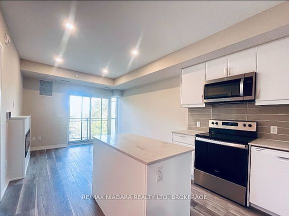 4th image of 50 Herrick Ave #334