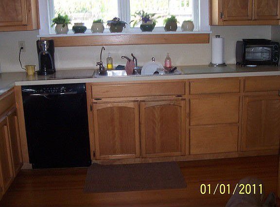 3rd image of 217 N 2nd St