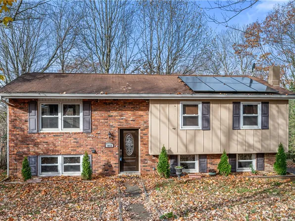 813 Allison Dr, Industry, PA 15052