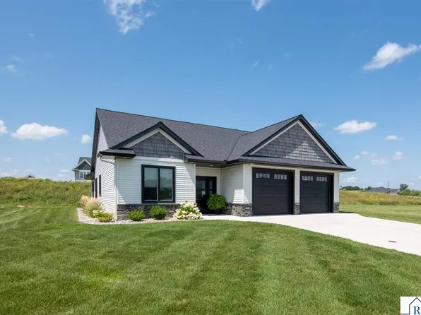 1026 Mahoe Way, Mankato, MN 56001