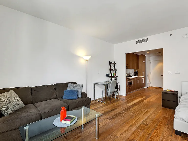 325 Lexington Ave #7A — Photo 3