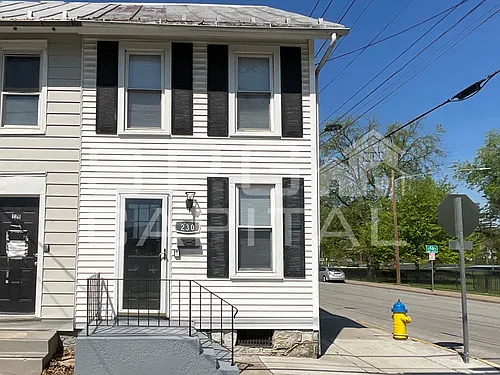 230 N Pitt St Photo 1